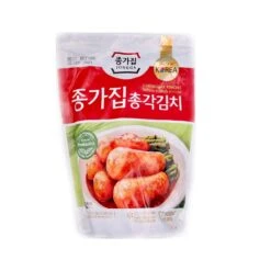 Chongga Chongkak Kimchi (Whole Radish Kimchi) 500g